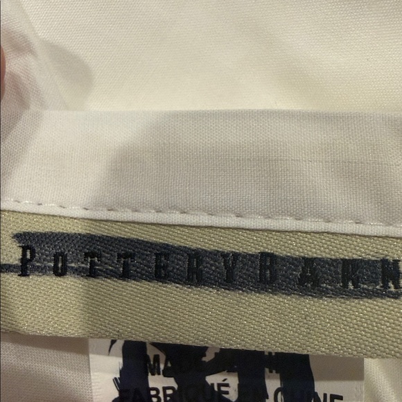 Pottery Barn embroidered Pillowcases new set of 2 + matching flat sheet Queen